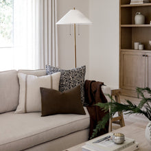 Load image into Gallery viewer, Essie Floral Pillow Cover