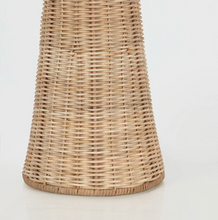 Load image into Gallery viewer, Fair Haven Table Lamp