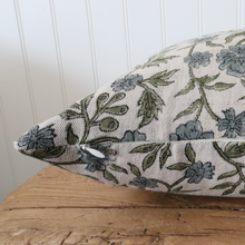 Load image into Gallery viewer, Hattie Floral Pillow Cover