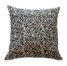 Load image into Gallery viewer, Essie Floral Pillow Cover
