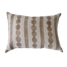 Load image into Gallery viewer, Griffin Pillow Cover
